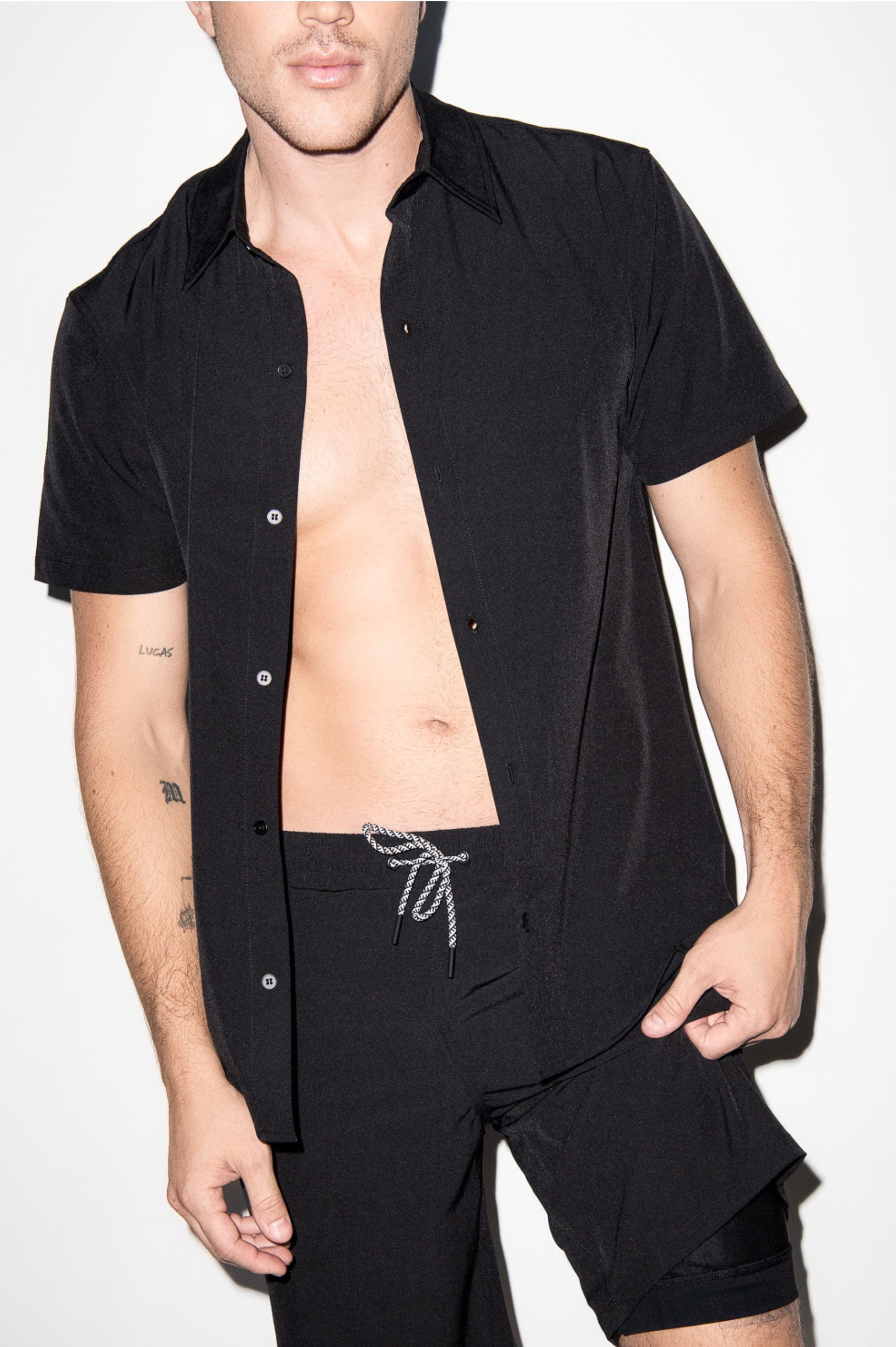 Todos Santos Classic Shirt Black - PLAYALUXE